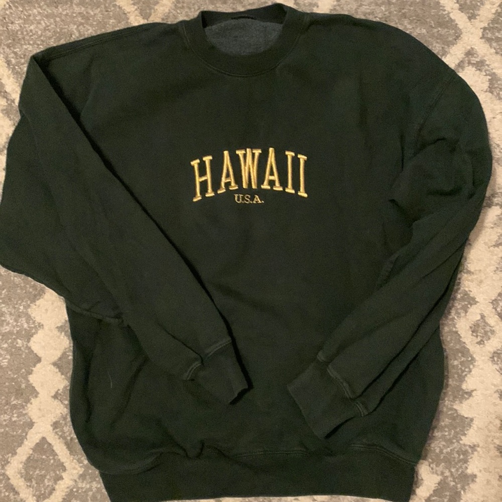 Brandy Melville/John Galt forest green Hawaii crew neck
